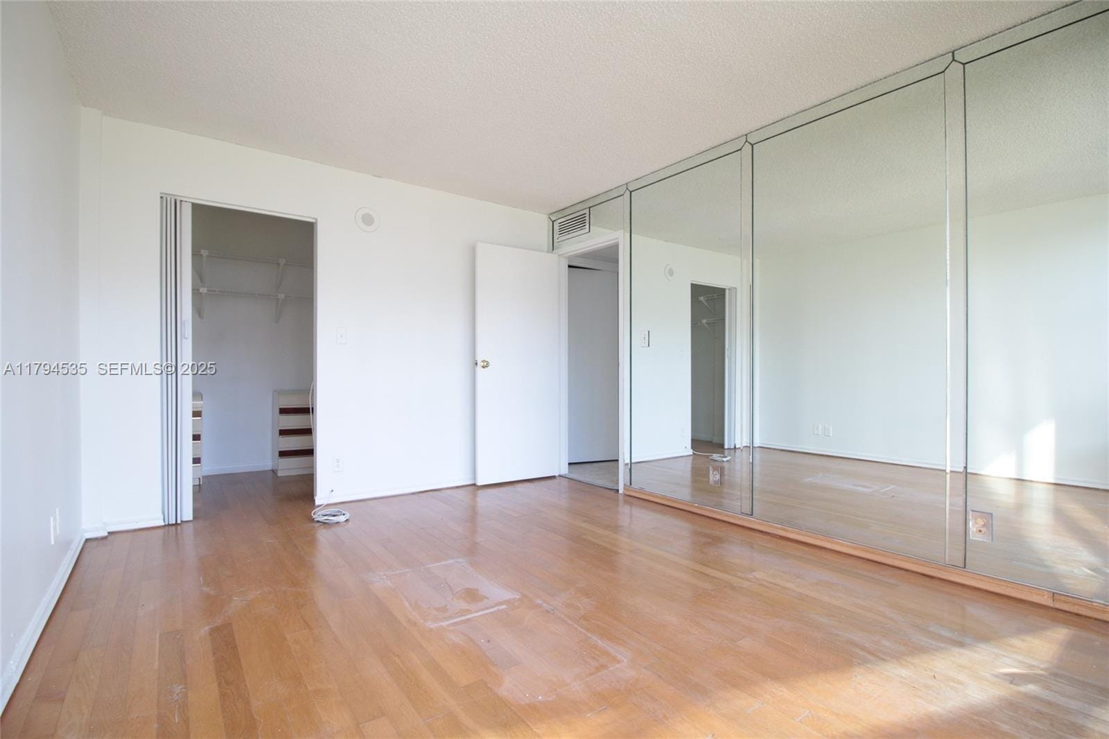 16919 N Bay Road 505, Sunny Isles Beach, FL 33160 photo 8