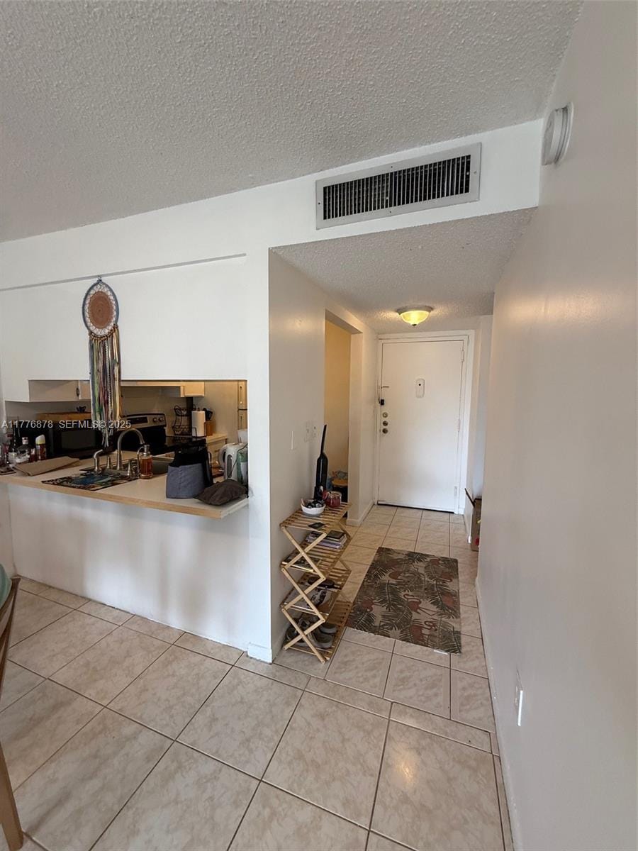 16465 NE 22nd Avenue 505, North Miami Beach, FL 33160 photo 17