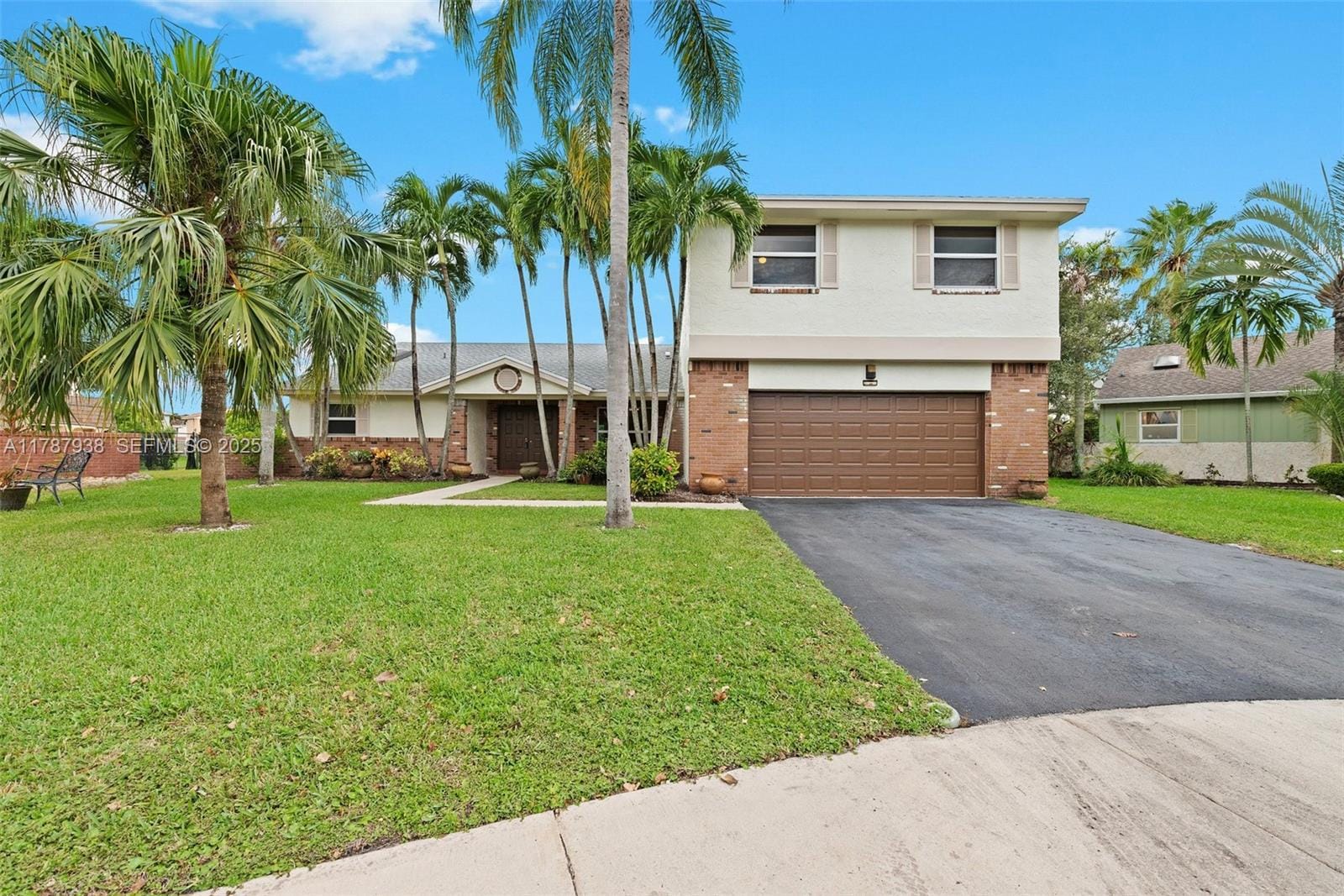 14531 Hampton Place, Davie, FL 33325