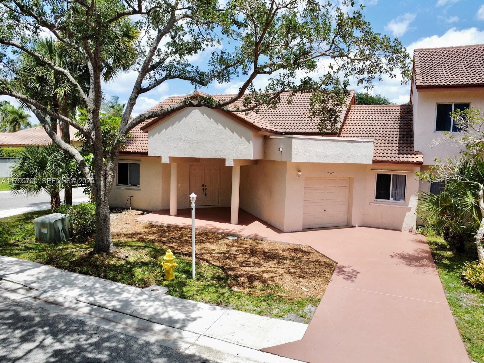 10977 W Broward Boulevard, Plantation, FL 33324