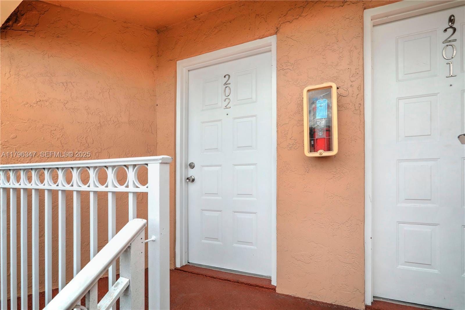 8665 NW 6th Lane 1-202, Miami, FL 33126 photo 4