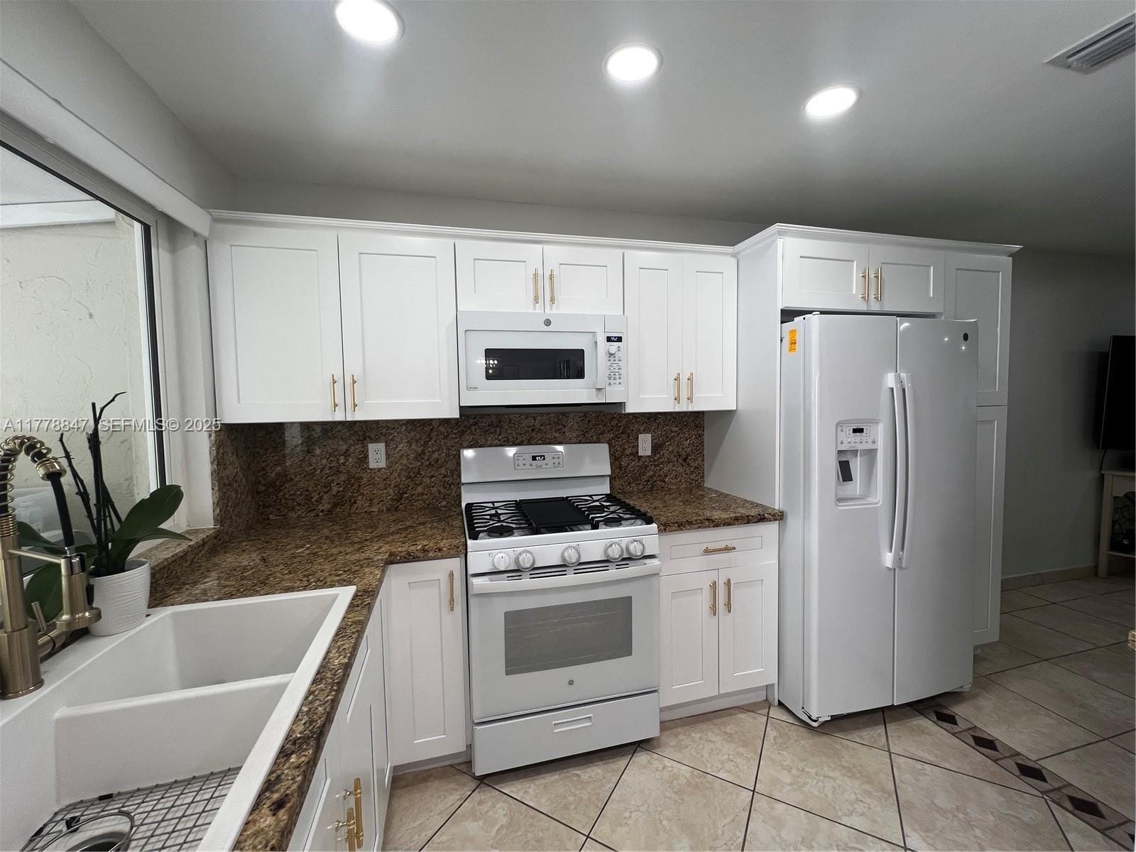 6936 Holly Road 0, Miami Lakes, FL 33014 photo 16