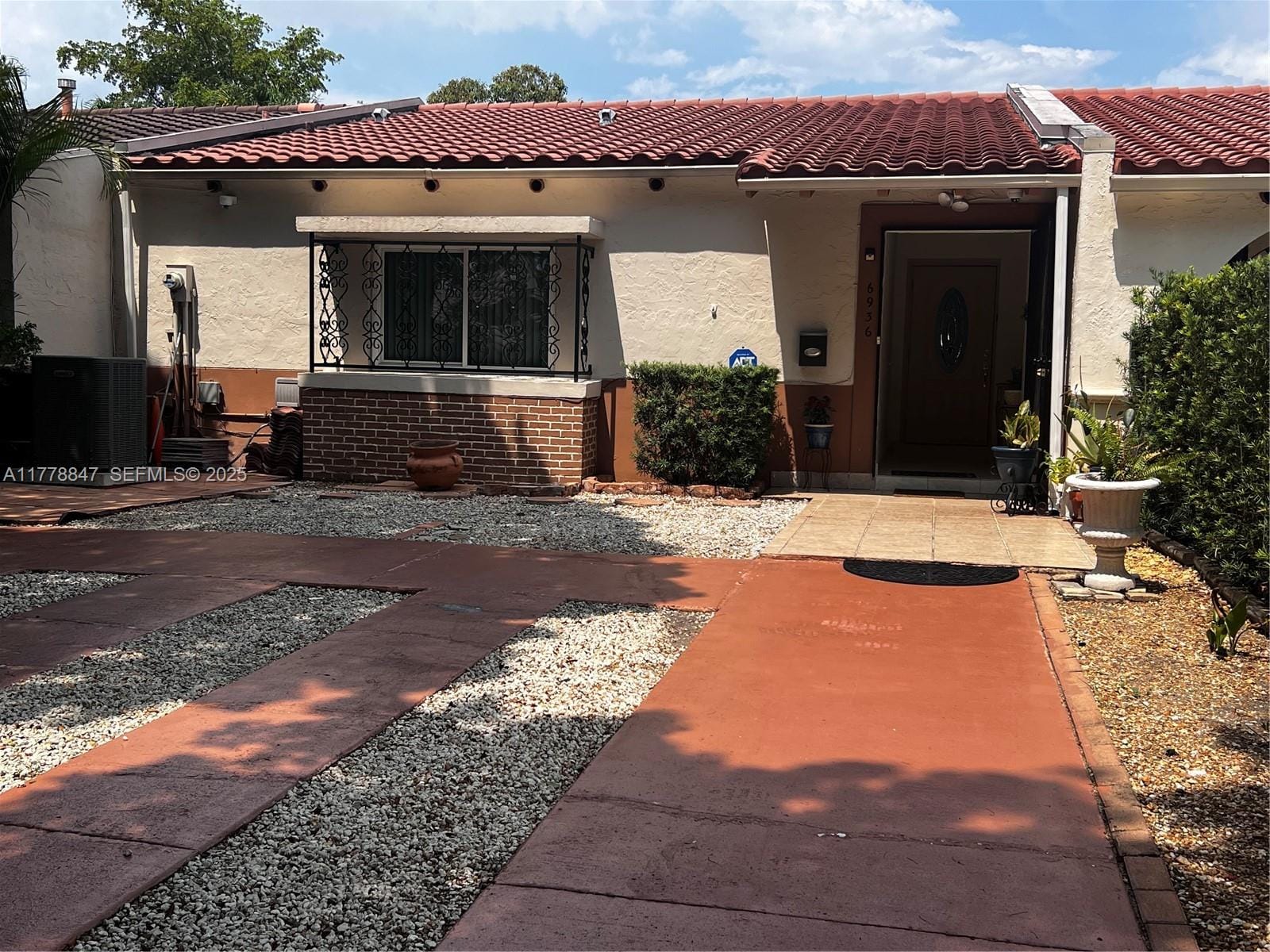 6936 Holly Road 0 — photo 3