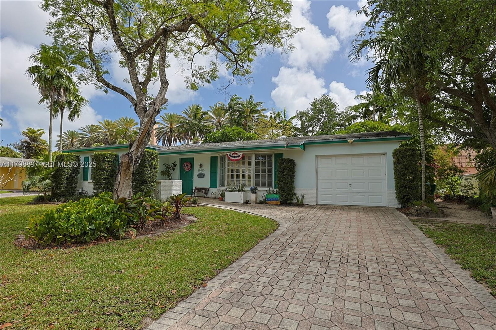 10610 SW 103rd Street, Miami, FL 33176 photo 27