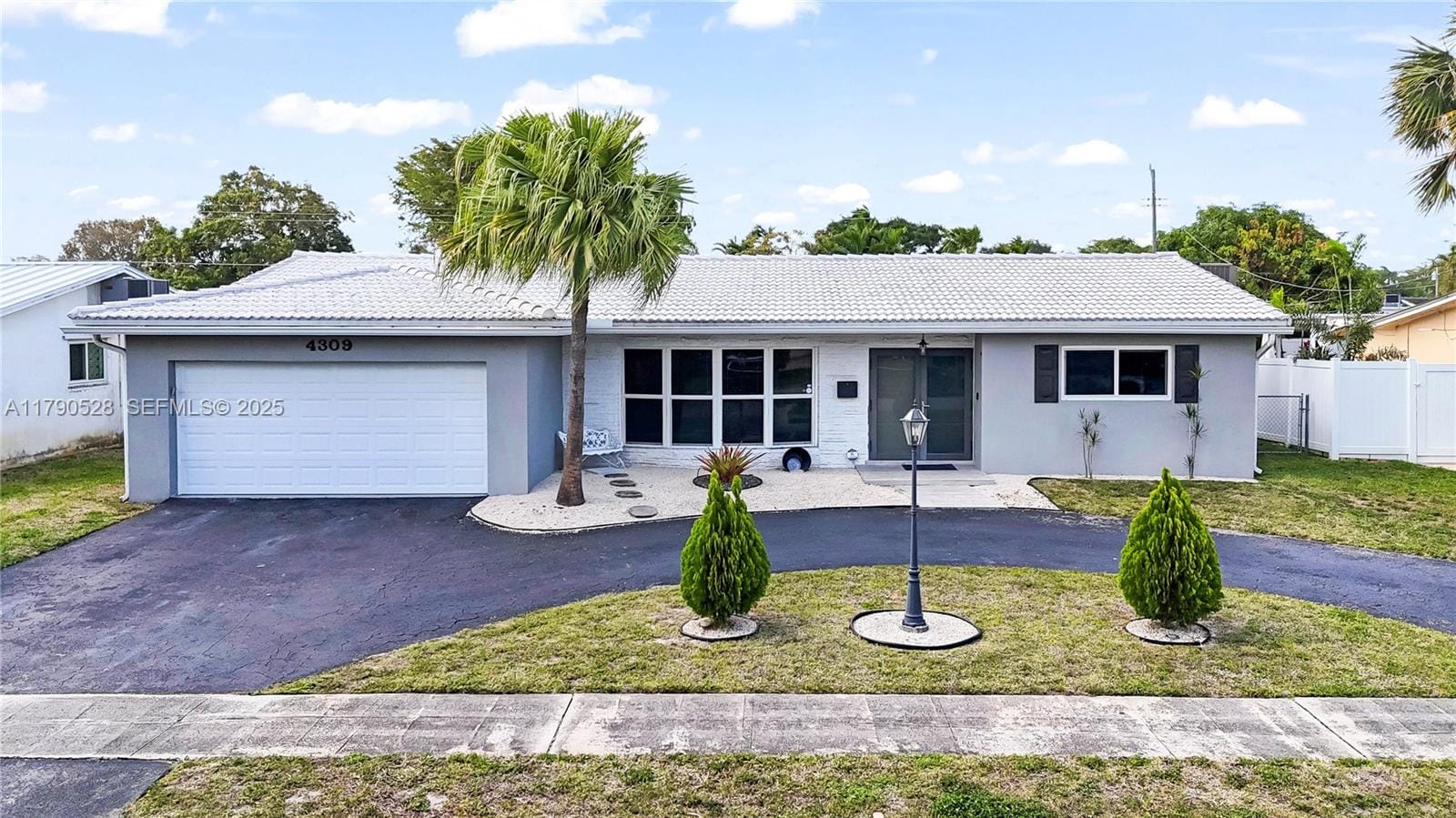 4309 Jackson Street, Hollywood, FL 33021