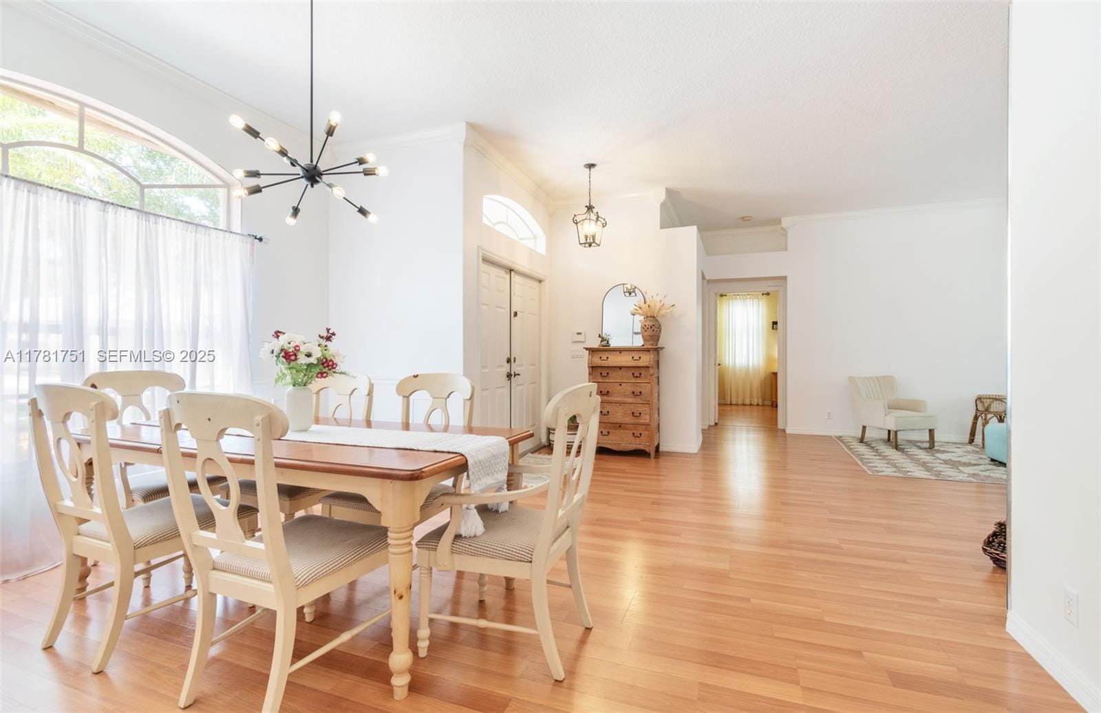 16547 Mariposa S Circle — photo 7