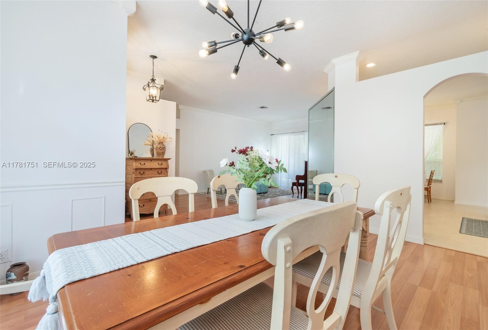 16547 Mariposa S Circle — photo 10