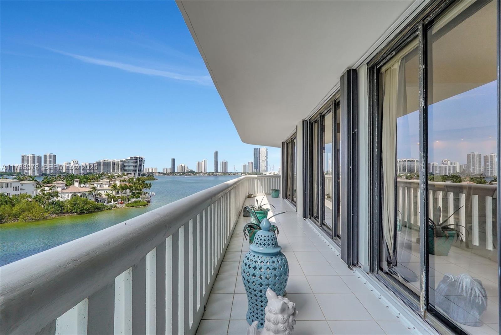 3000 Island Boulevard 706, Aventura, FL 33160 photo 21