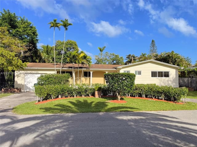 5965 SW 64th Place, sold in Merion Park, South Miami, FL