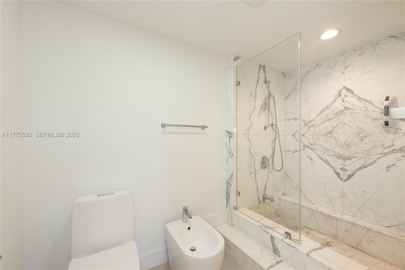 155 Ocean Lane Drive 404, Key Biscayne, FL 33149 photo 15