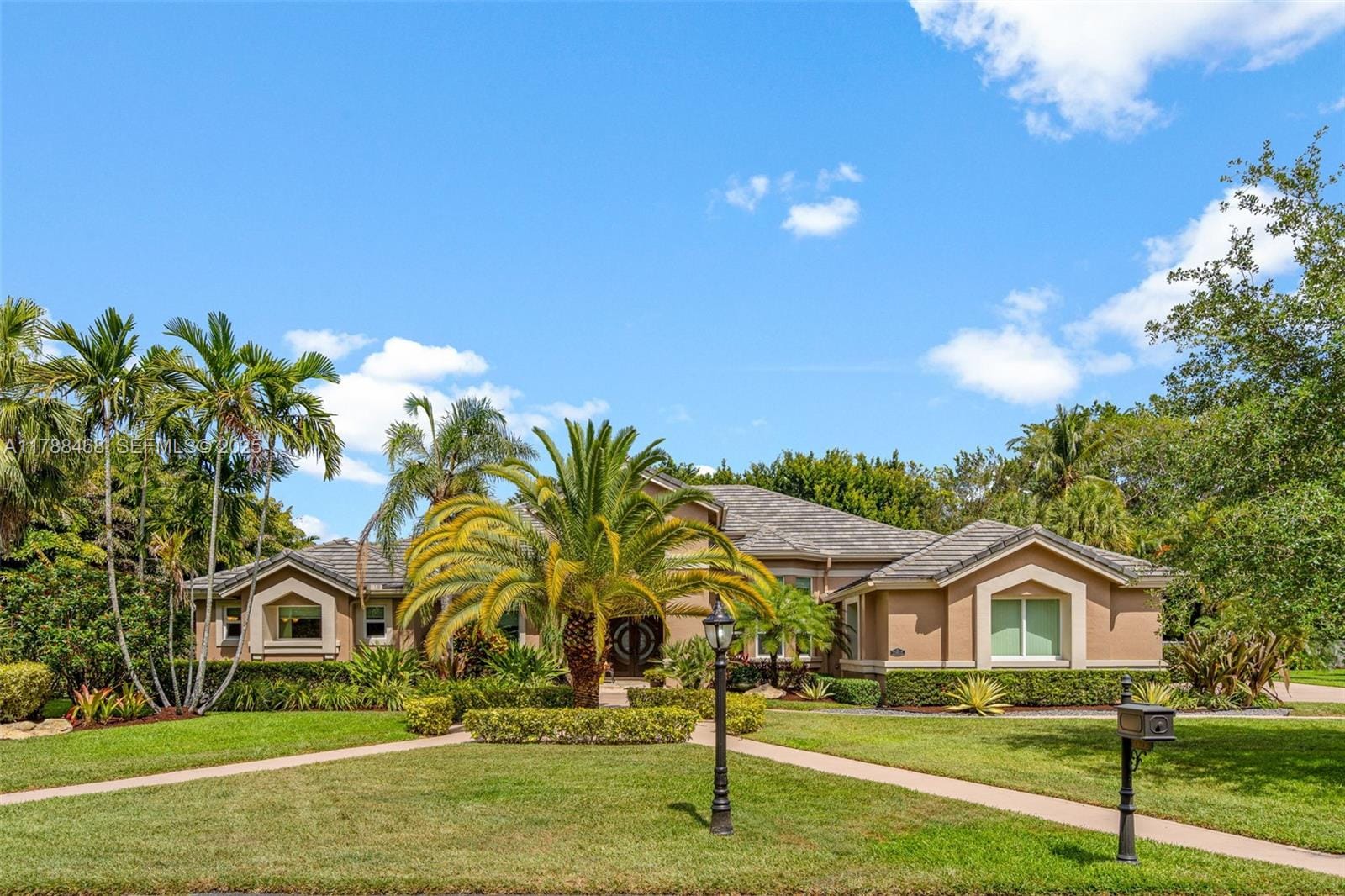 10605 Indian Trail, Cooper City, FL 33328