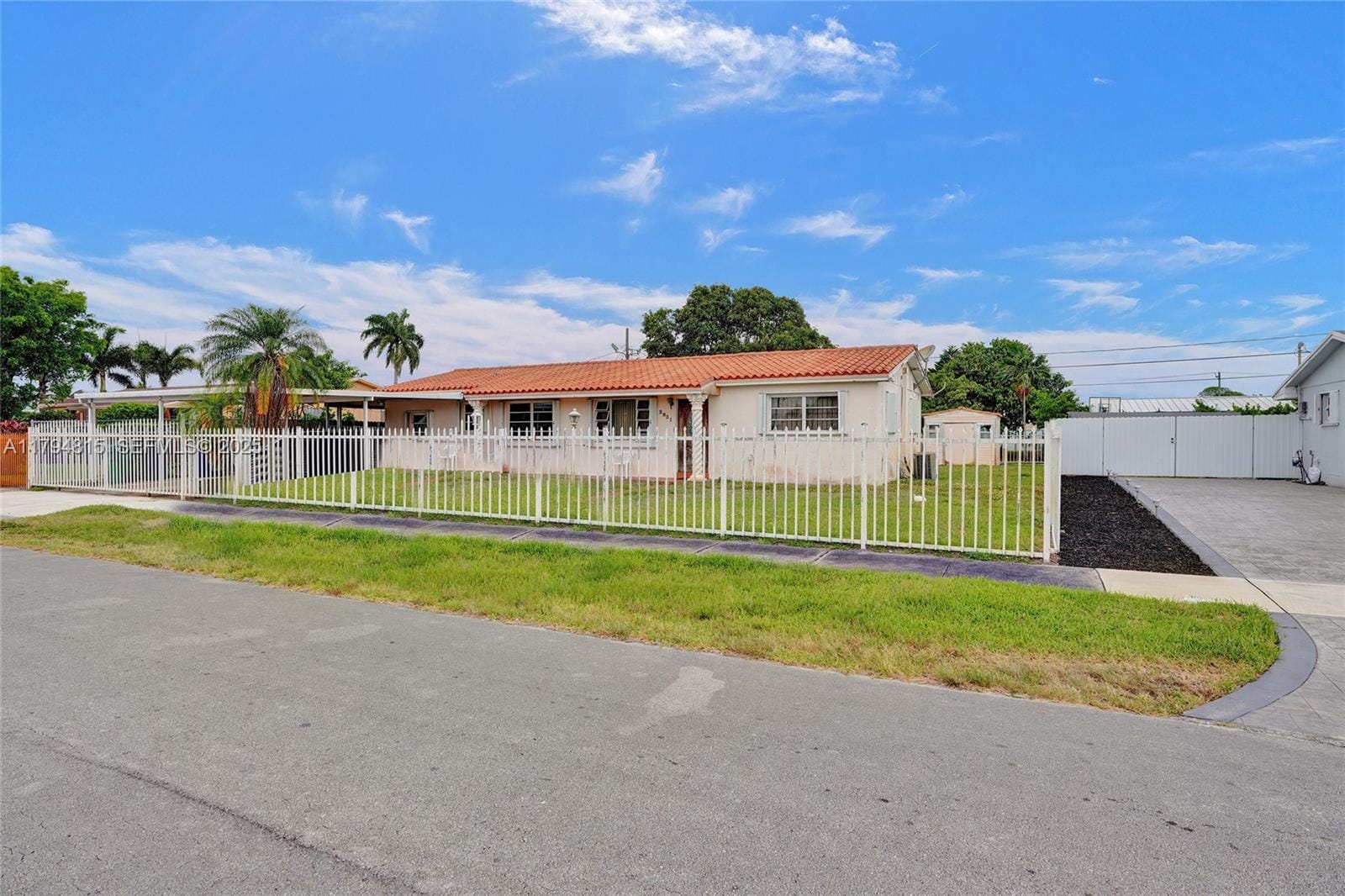 2831 NW 212th Street, Miami Gardens, FL 33056 photo 5