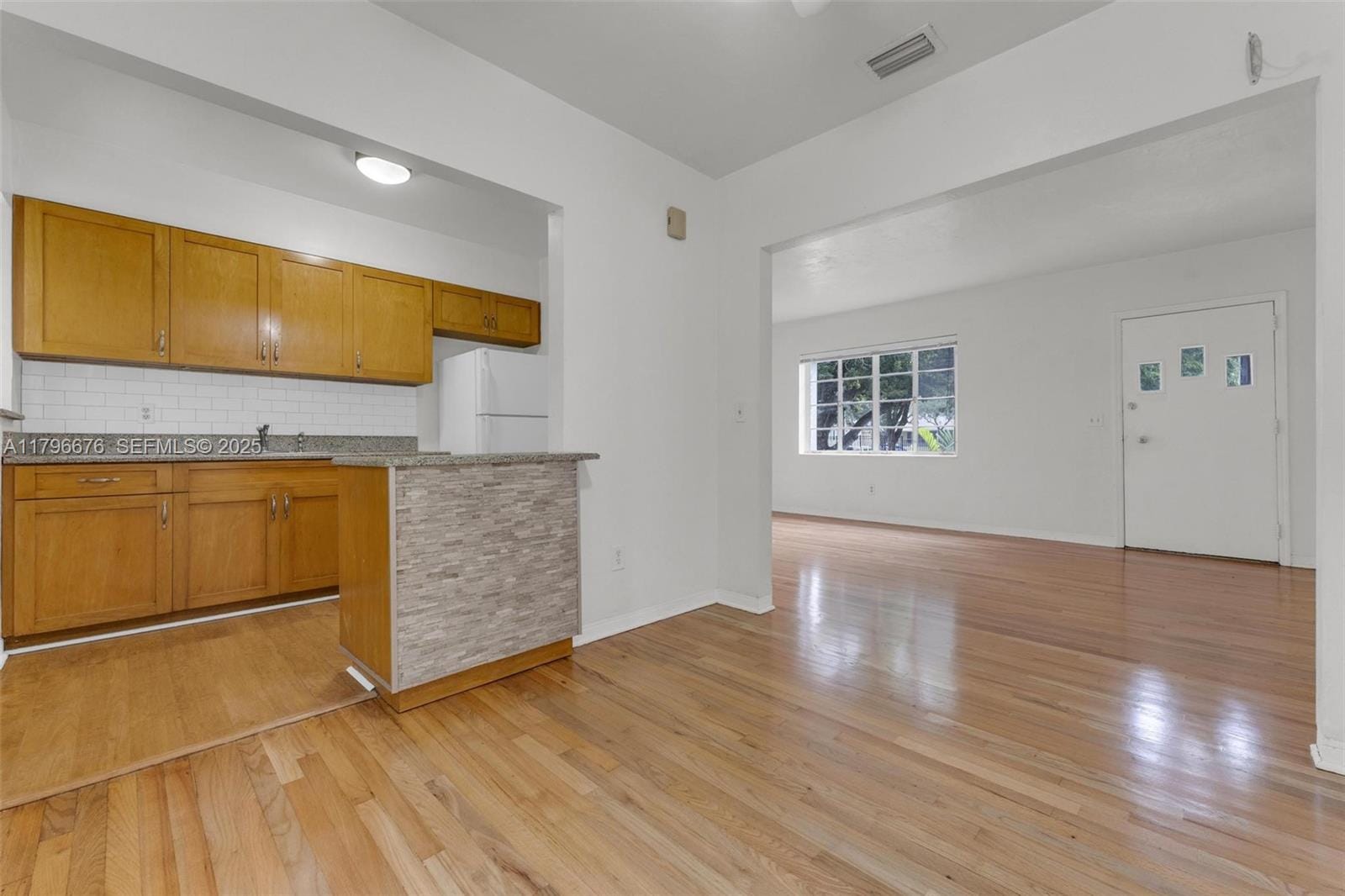 69 NE 115th Street, Miami, FL 33161 photo 3