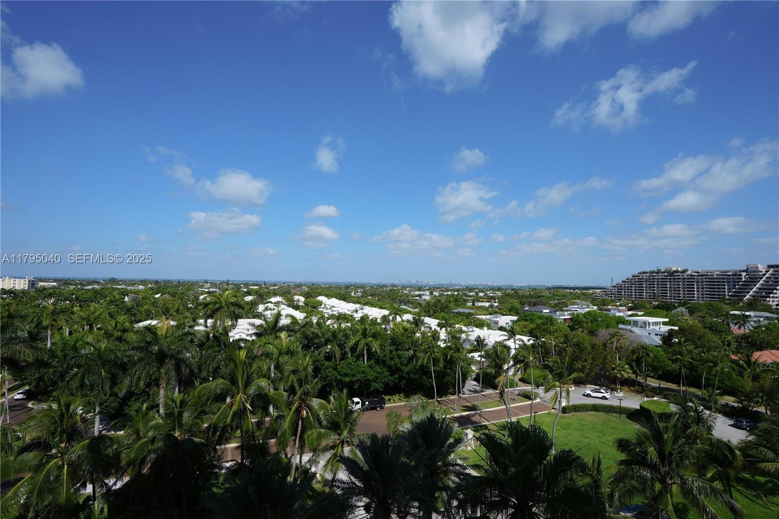 445 Grand Bay Drive 802, Key Biscayne, FL 33149 photo 10