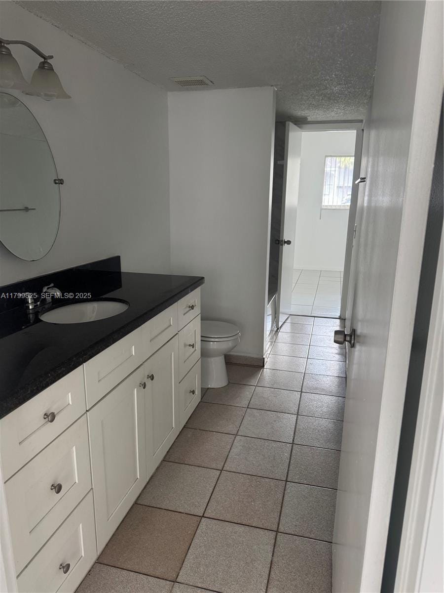 2710 W 76th Street 103, Hialeah, FL 33016 photo 8