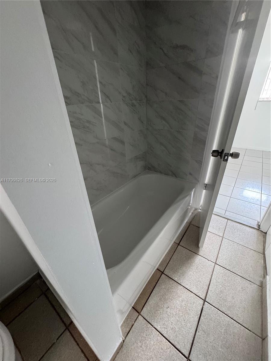 2710 W 76th Street 103, Hialeah, FL 33016 photo 9