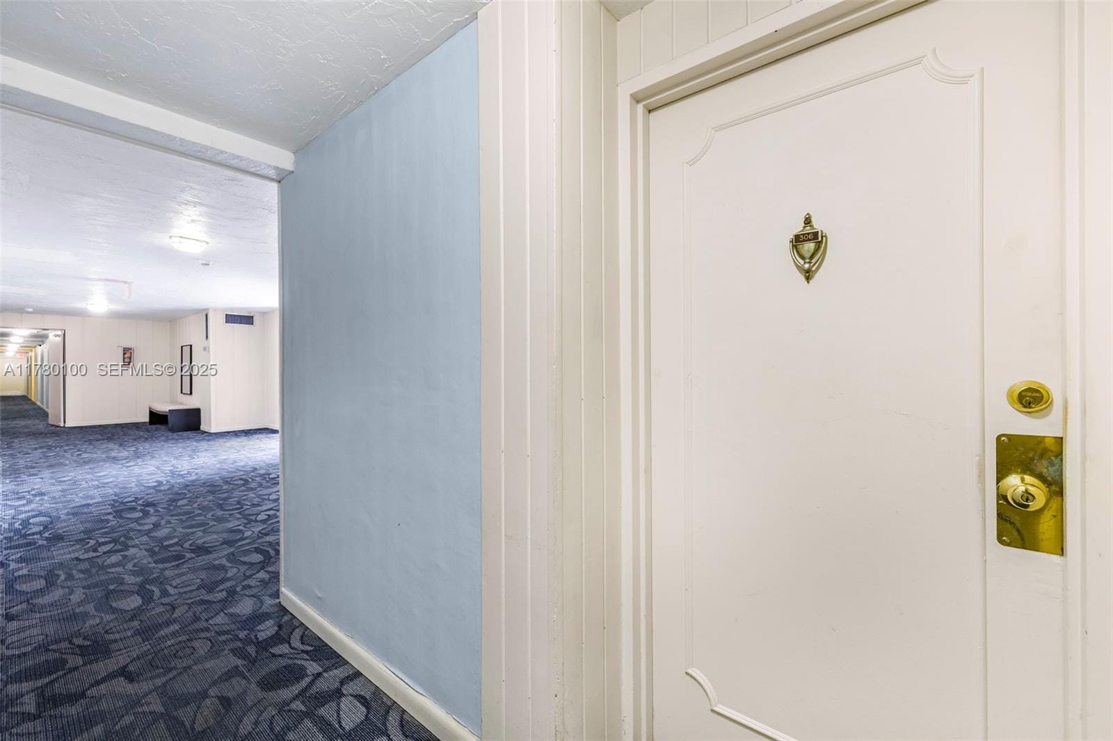 1205 Mariposa Avenue 306, Coral Gables, FL 33146 photo 3