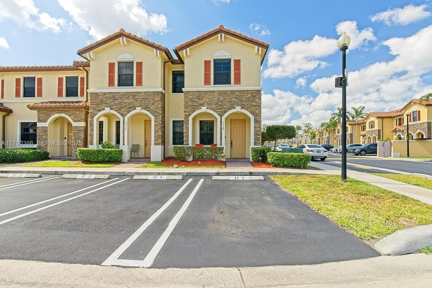 3208 SE 4th Court, Homestead, FL 33033