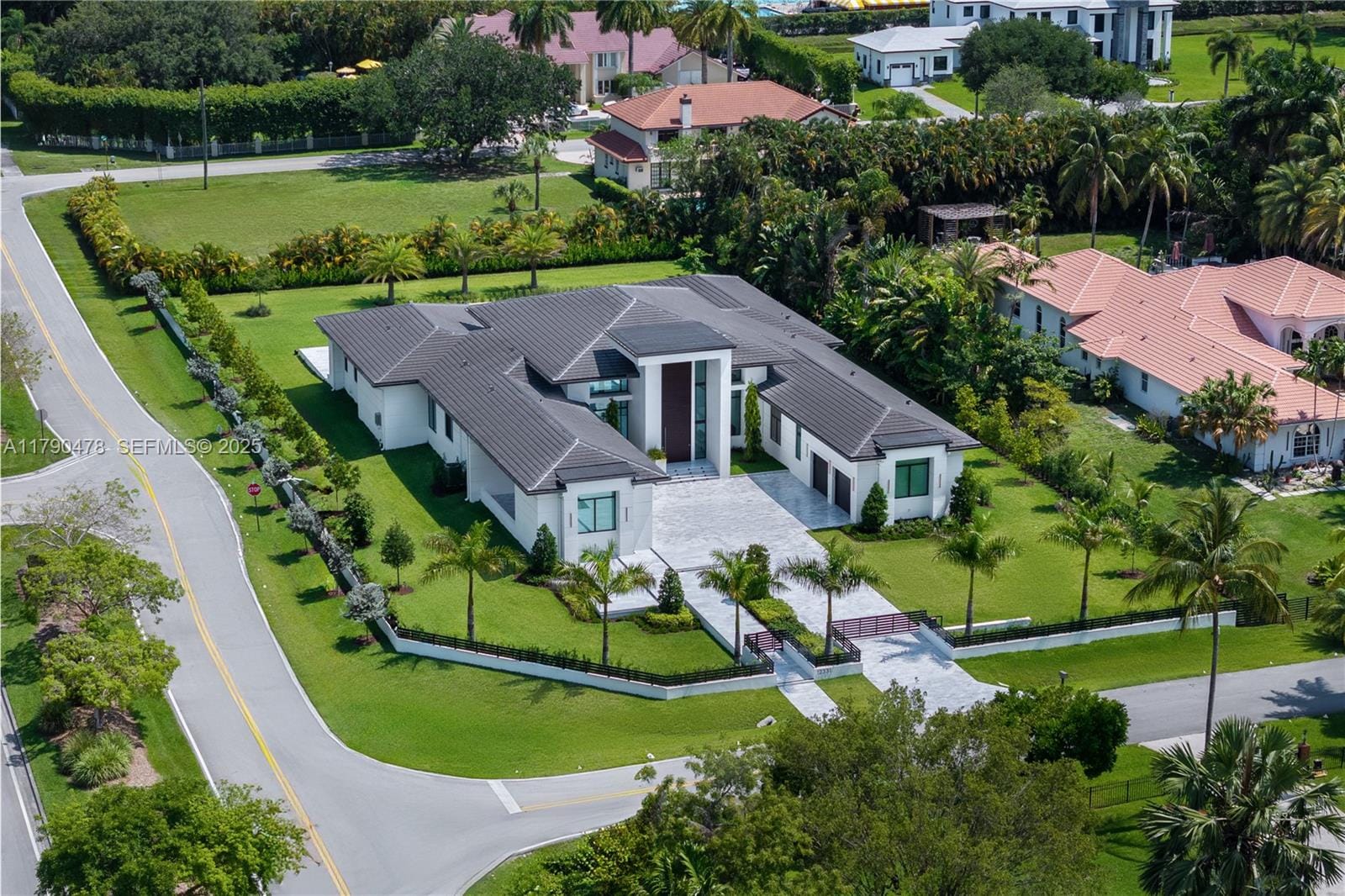 12331 SW 2nd Street, Plantation, FL 33325 photo 2