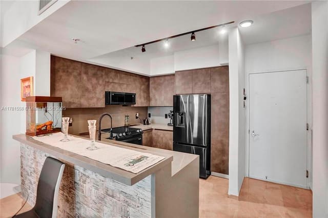 1755 E Hallandale Beach Boulevard 1608E, sold in Duo Condominium East, Hallandale Beach, FL