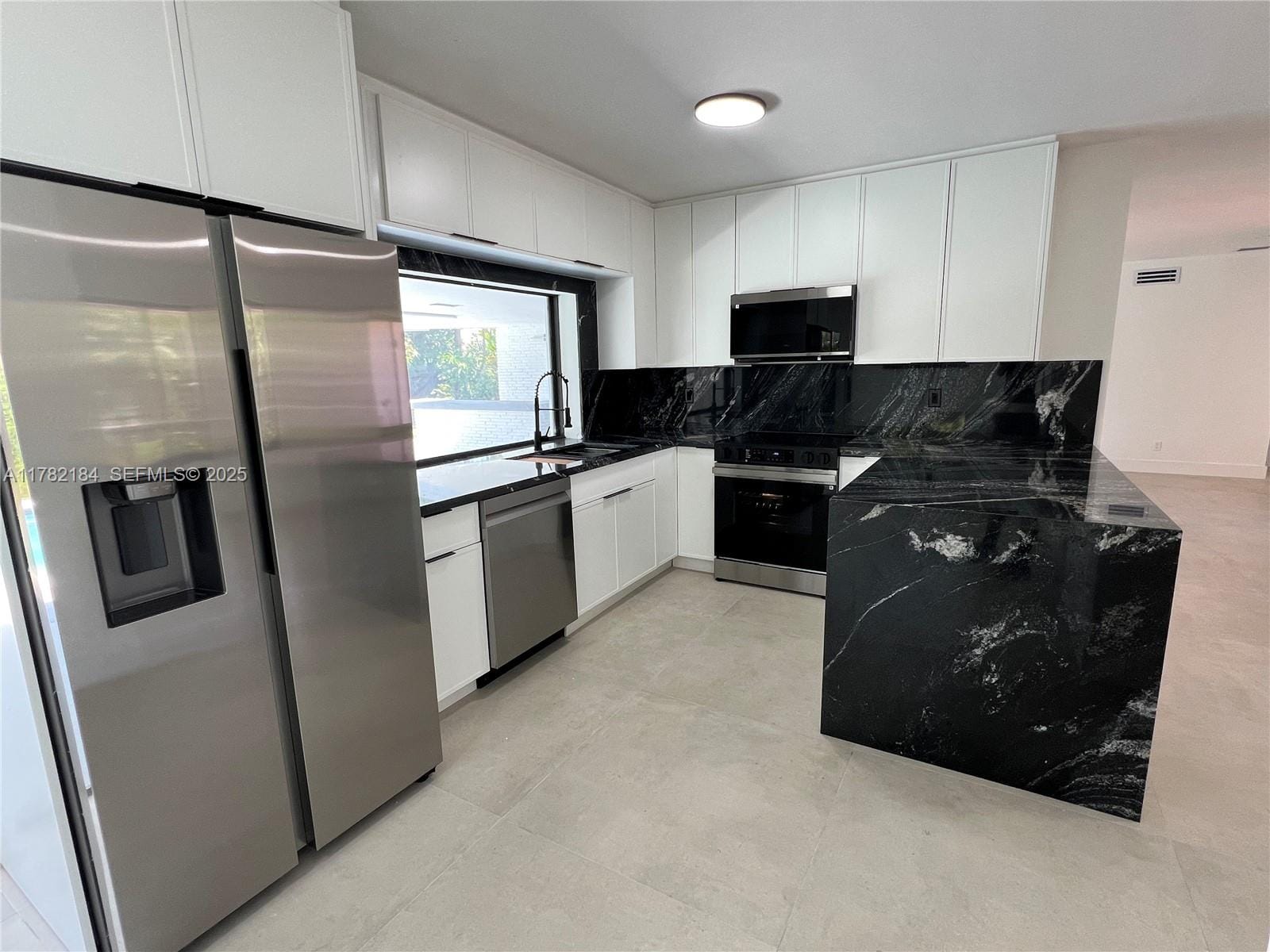 17741 SW 112th Avenue, Miami, FL 33157 photo 4