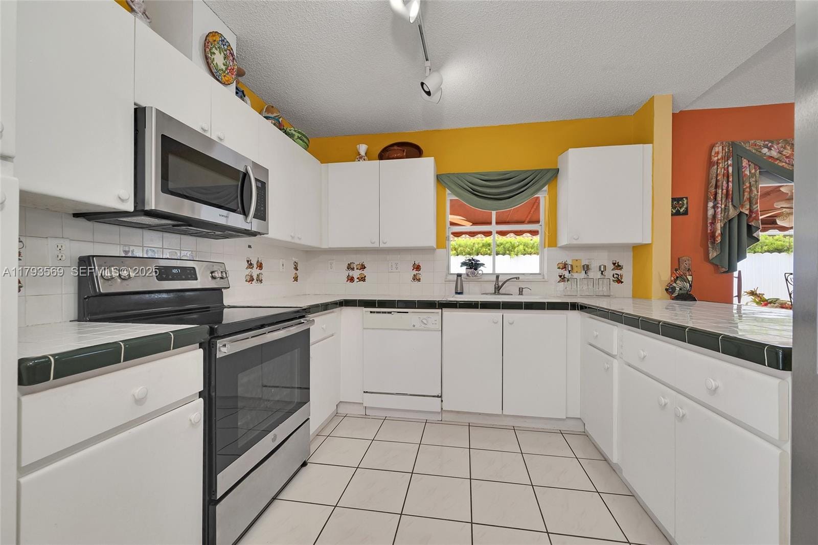 13230 NW 10th Street, Miami, FL 33182 photo 23