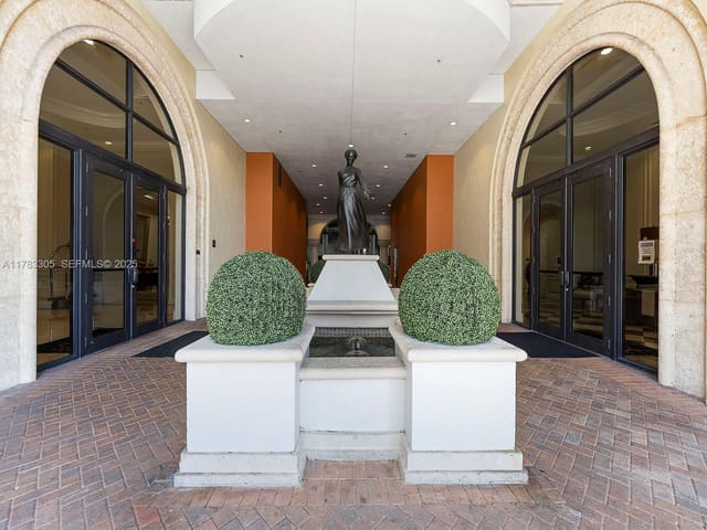 55 Merrick Way 517, Coral Gables, FL 33134