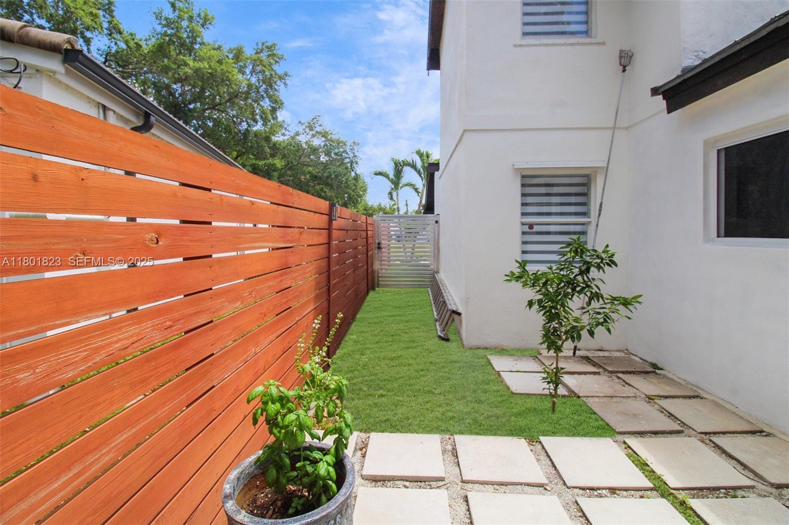 1187 NE 182nd Street, North Miami Beach, FL 33162 photo 29