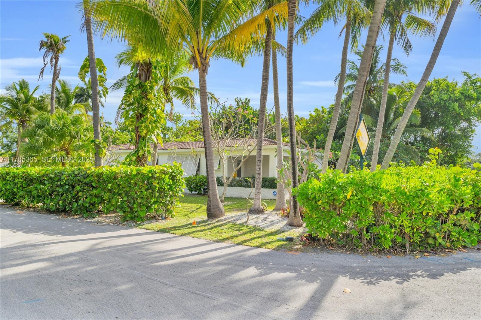 1165 NE 105th Street, Miami Shores, FL 33138 photo 2