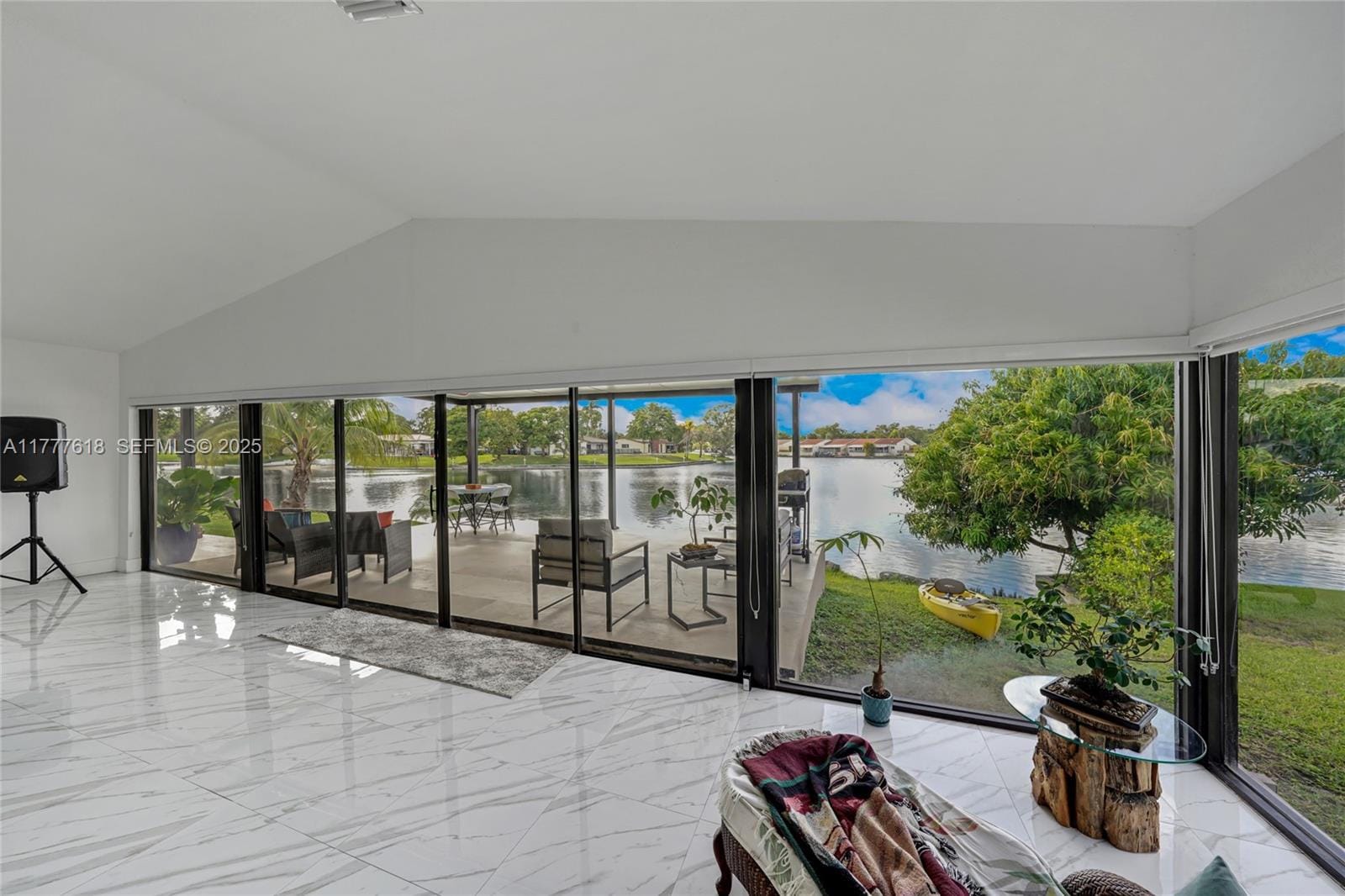 14720 Dade Pine Avenue — photo 9