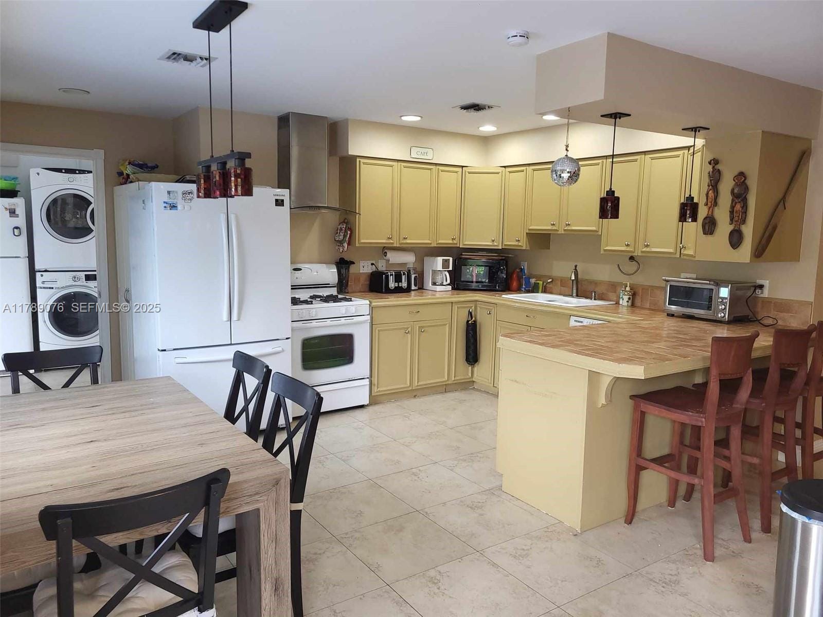 2706 Thomas Street, Hollywood, FL 33020 photo 17