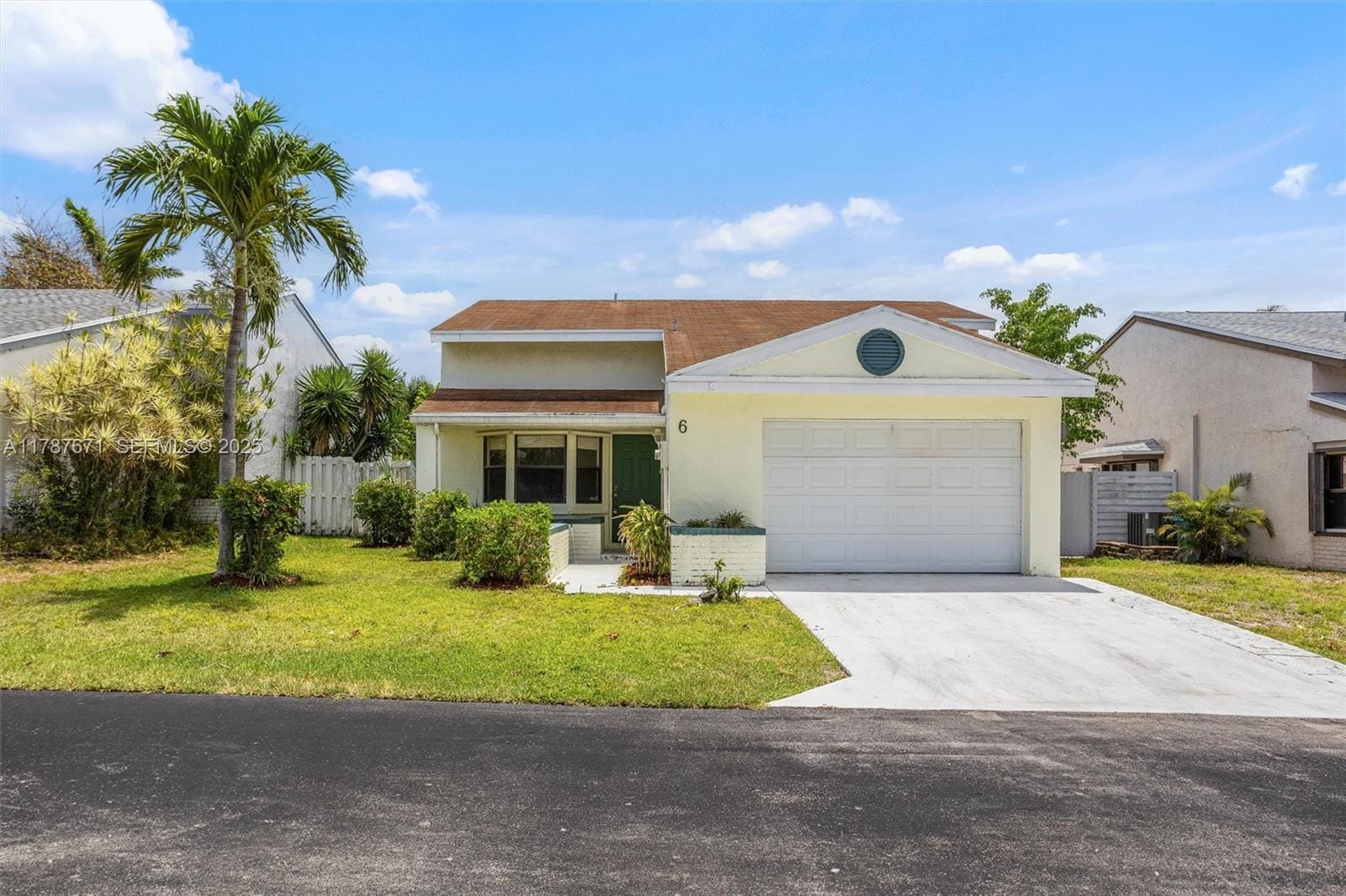 6 Verwood Way, Boynton Beach, FL 33426