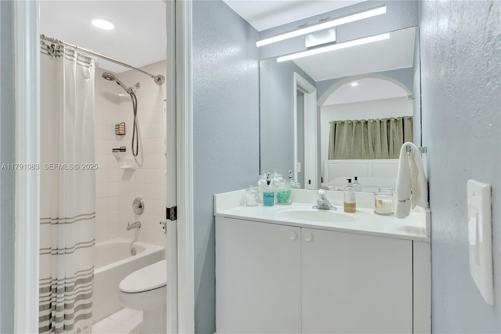 16922 SW 138th Court, Miami, FL 33177 photo 9