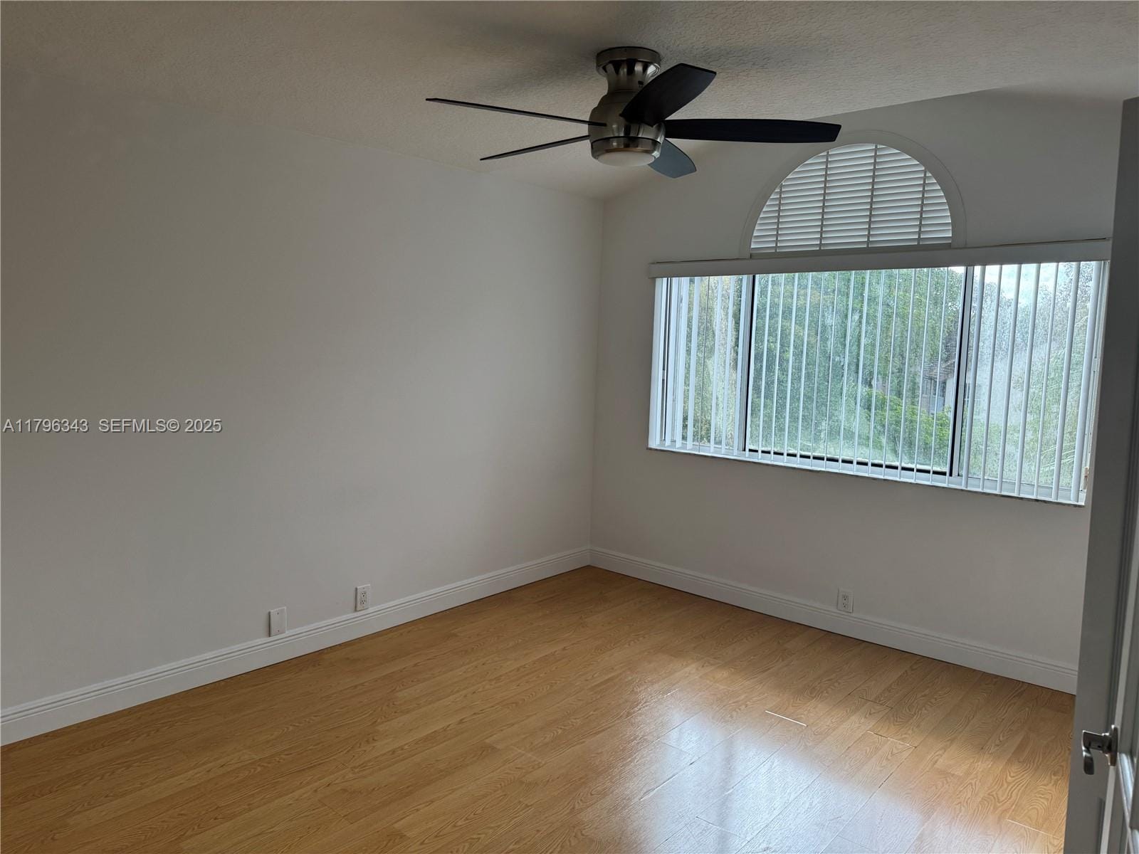 13910 SW 91st Terrace 13910, Miami, FL 33186 photo 4
