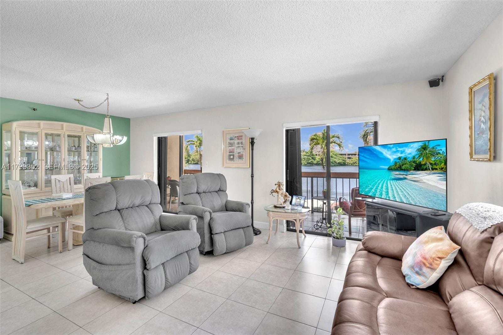 5249 NW 7th Street 109, Miami, FL 33126