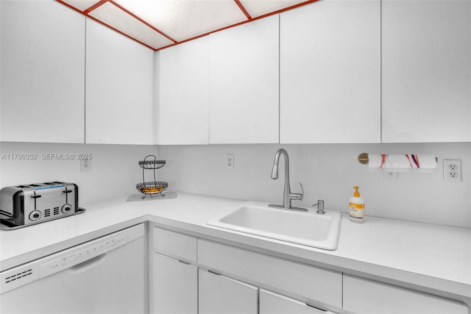 5249 NW 7th Street 109, Miami, FL 33126 photo 24