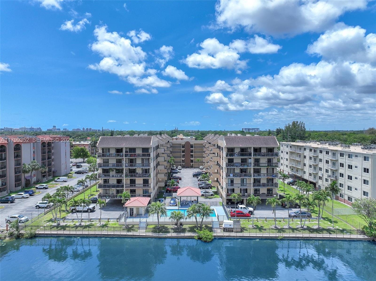 5249 NW 7th Street 109, Miami, FL 33126 photo 29
