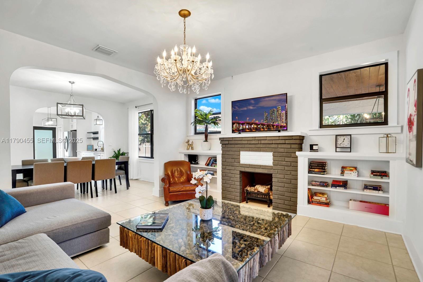 318 SW 16th Avenue, Miami, FL 33135