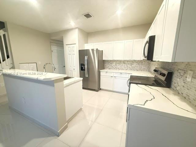 933 NE 42nd Place — photo 7