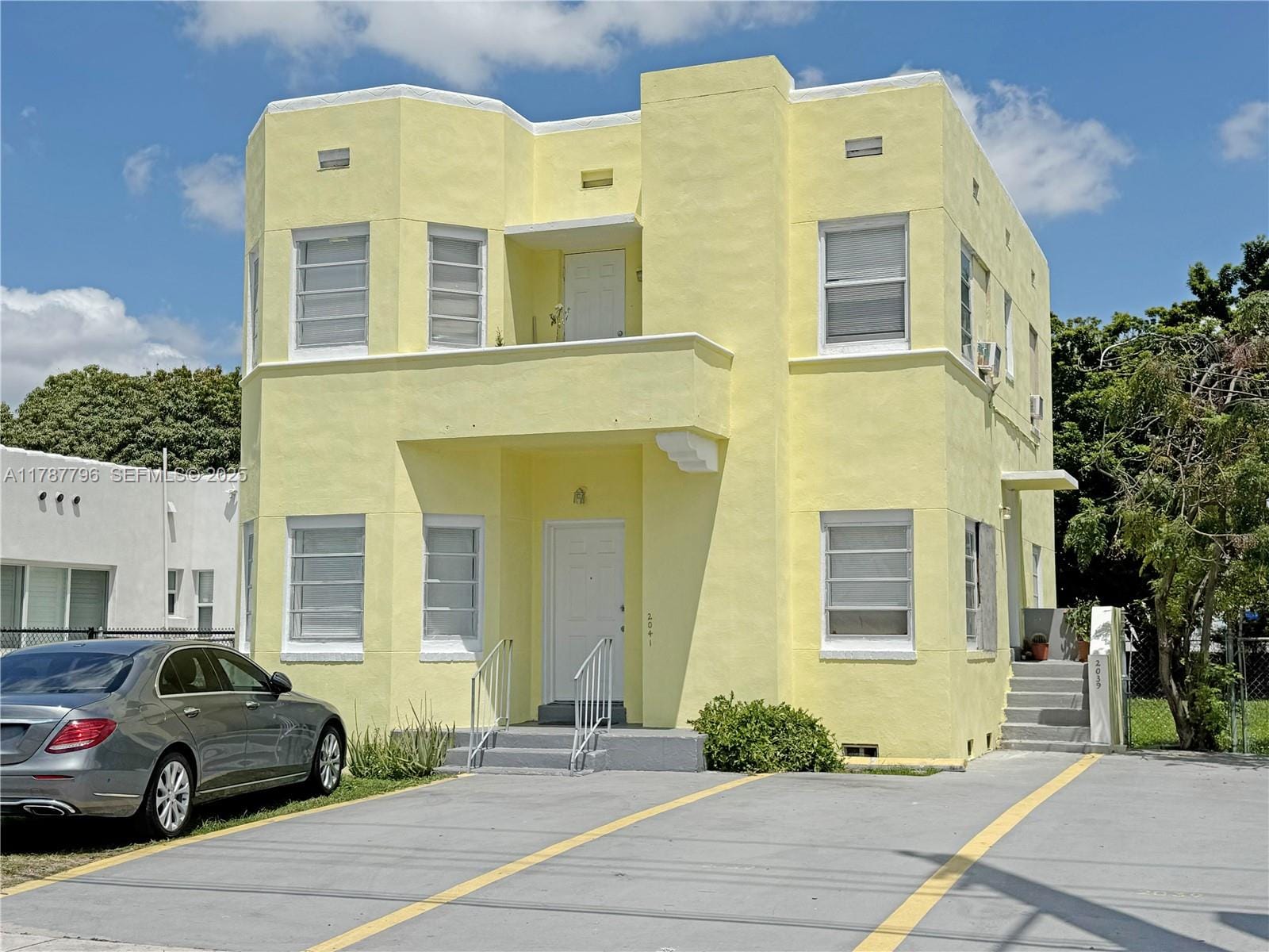 2041 SW 7th Street, Miami, FL 33135
