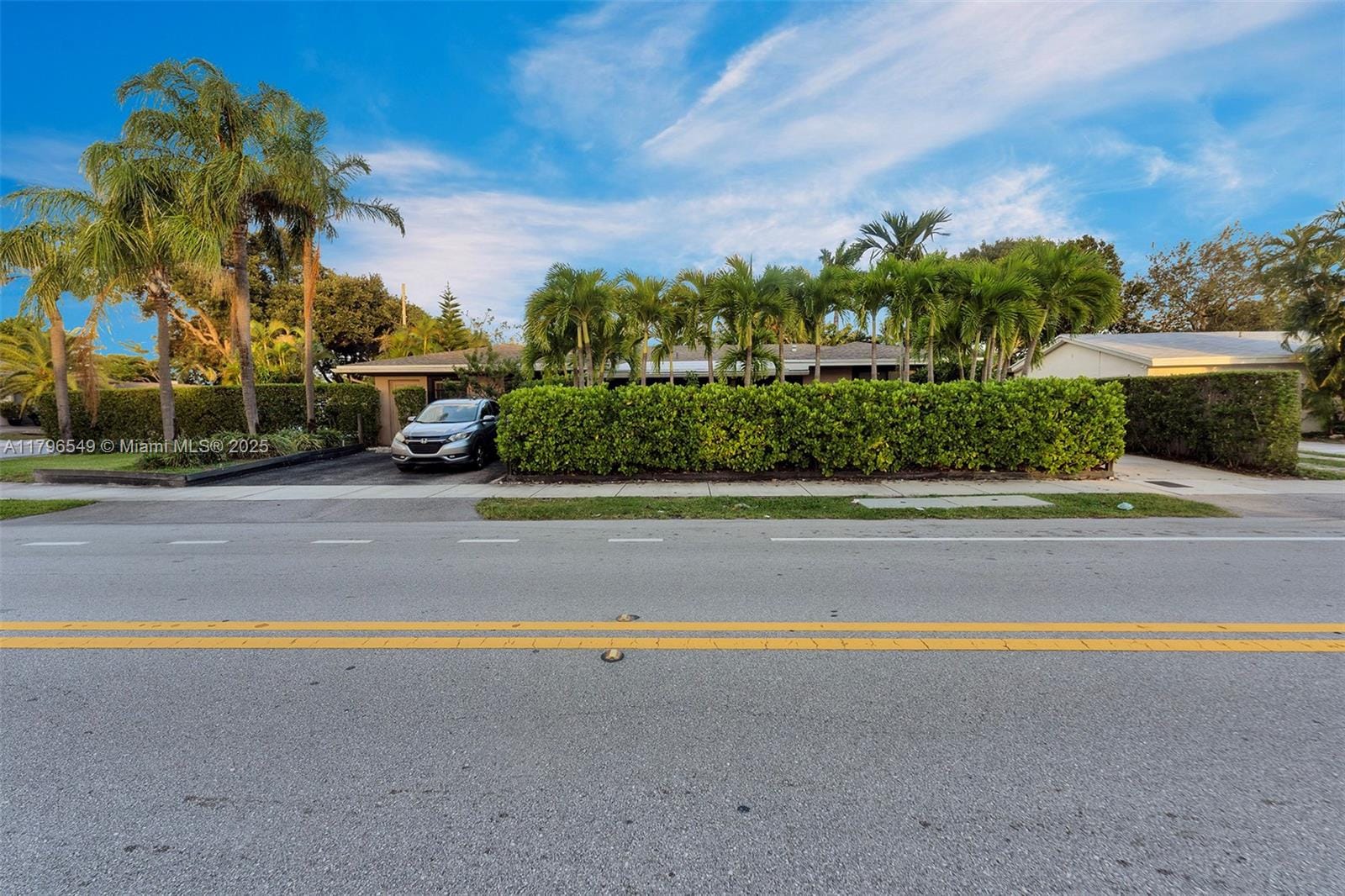 2808 Middle River Drive, Fort Lauderdale, FL 33306