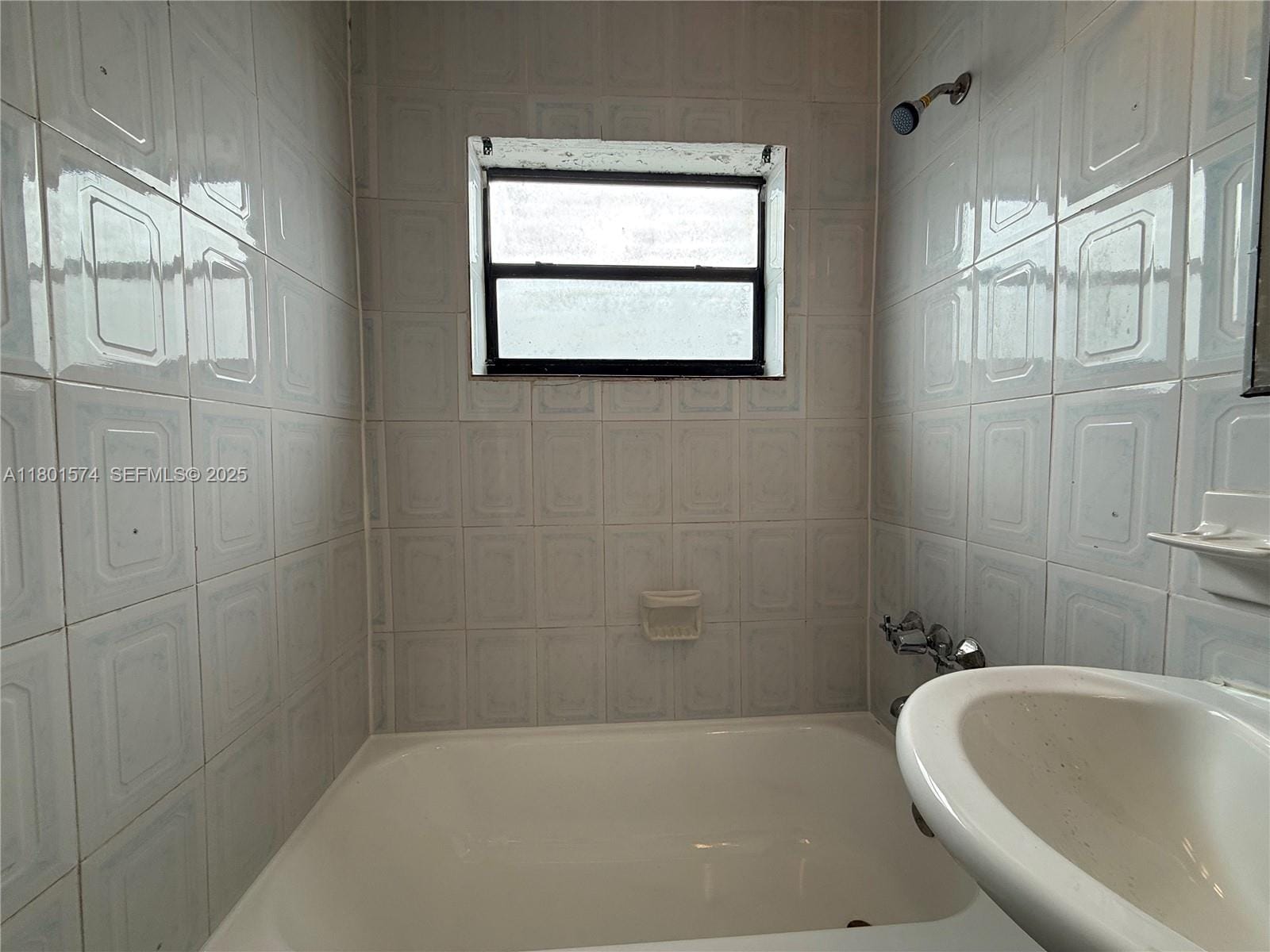 1100 NE 151st Terrace, North Miami Beach, FL 33162 photo 16