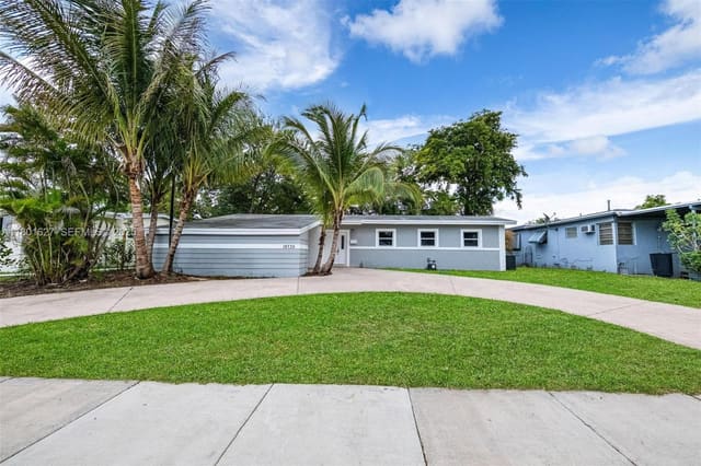 19735 NE 12th Avenue, Miami, FL 33179