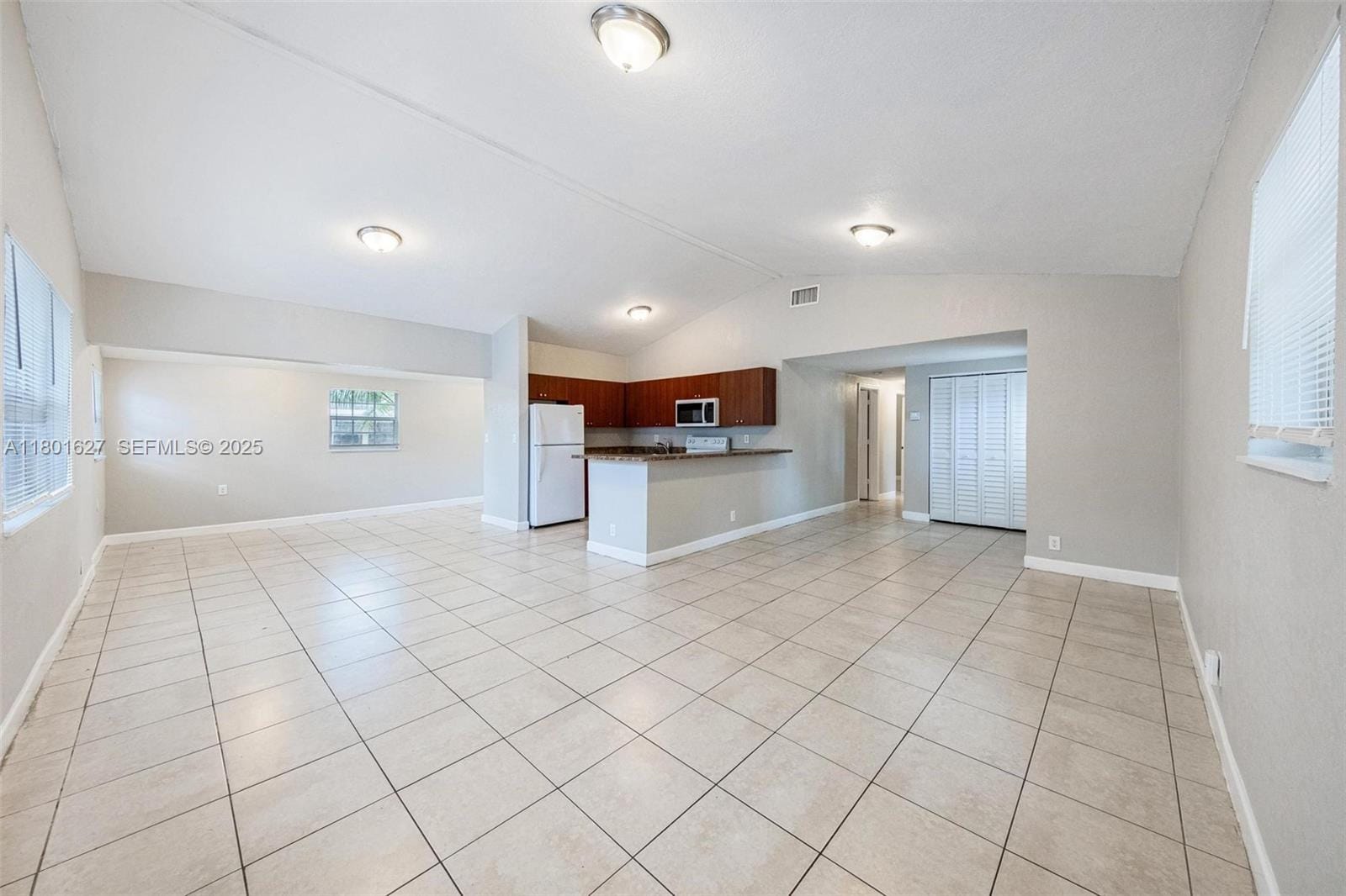 19735 NE 12th Avenue, Miami, FL 33179 photo 12