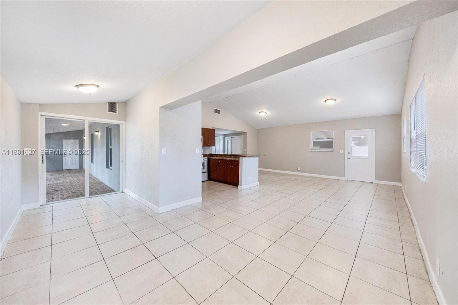 19735 NE 12th Avenue, Miami, FL 33179 photo 13
