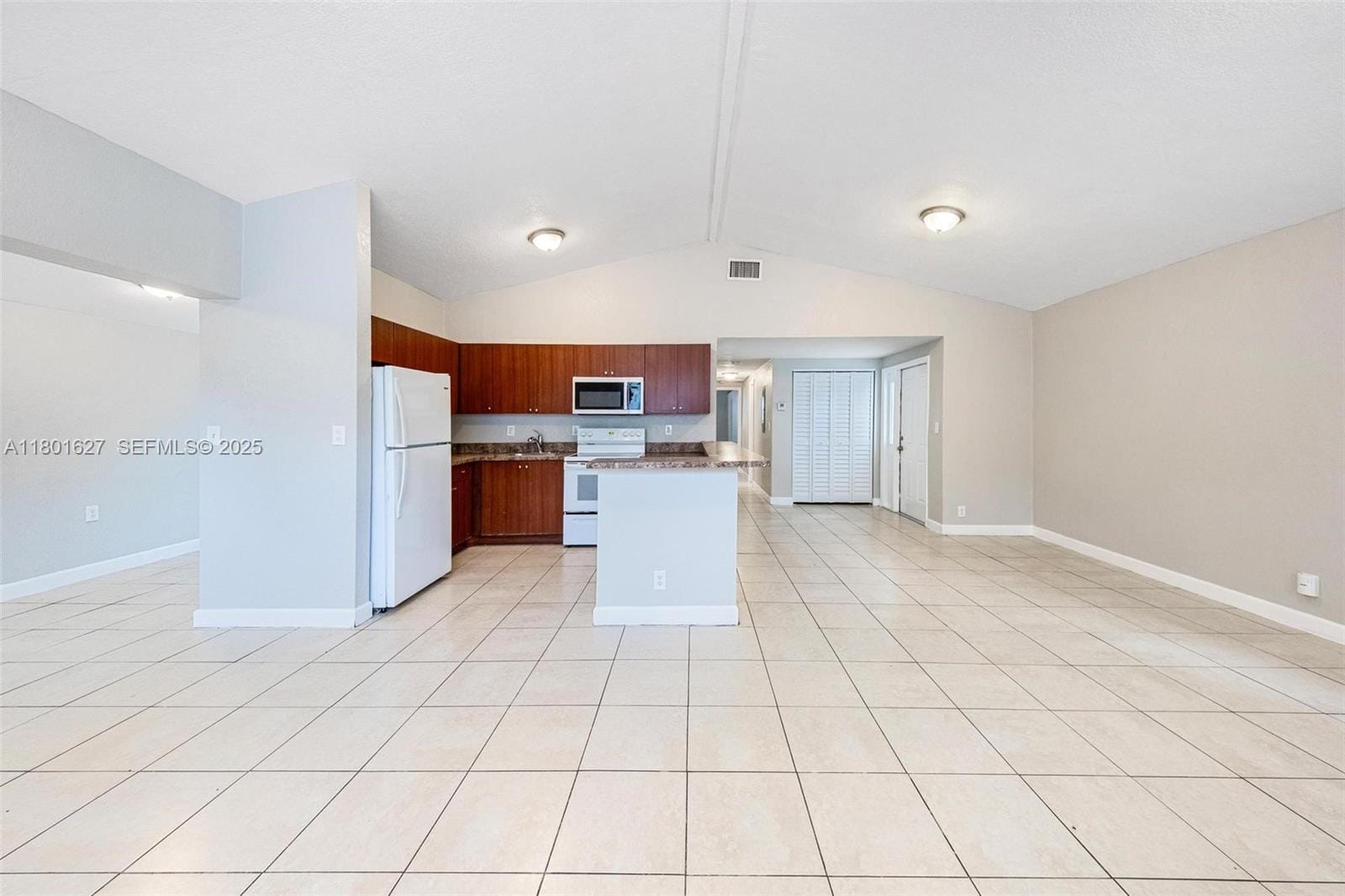 19735 NE 12th Avenue, Miami, FL 33179 photo 14