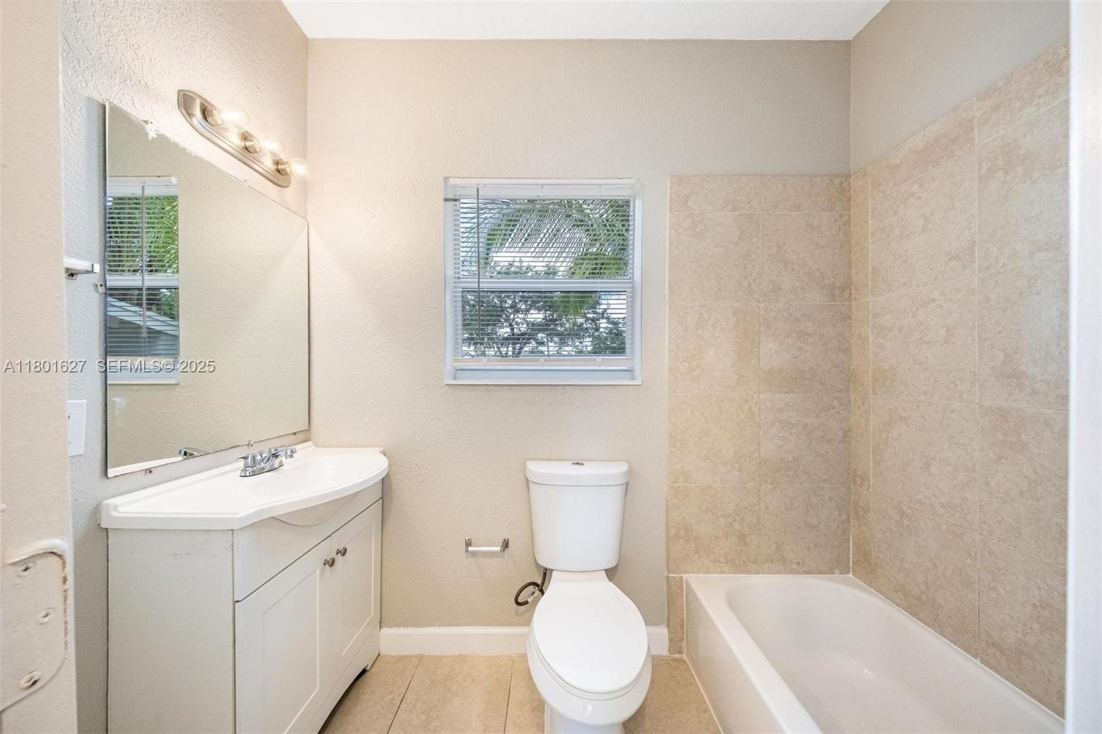 19735 NE 12th Avenue, Miami, FL 33179 photo 19