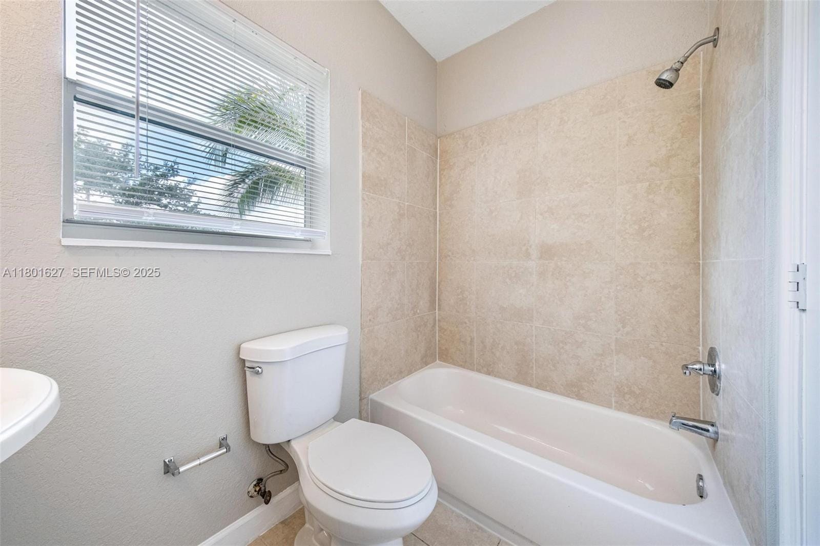 19735 NE 12th Avenue, Miami, FL 33179 photo 20