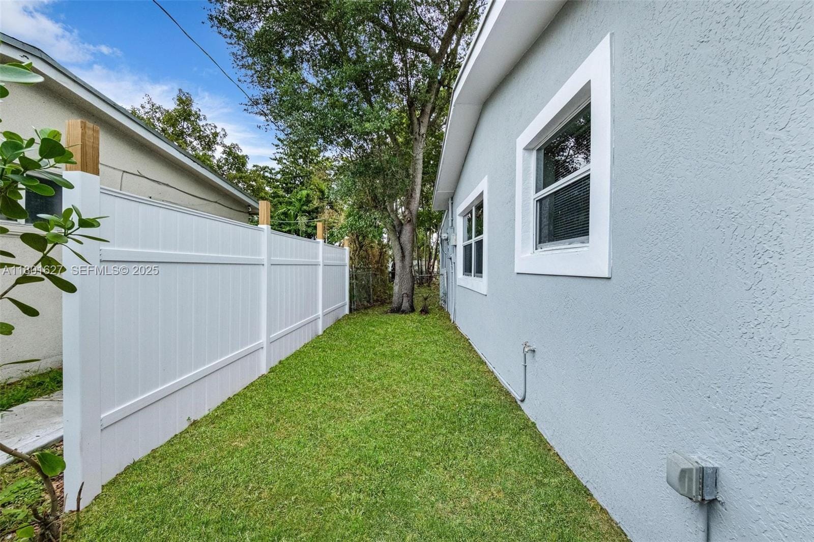 19735 NE 12th Avenue, Miami, FL 33179 photo 4