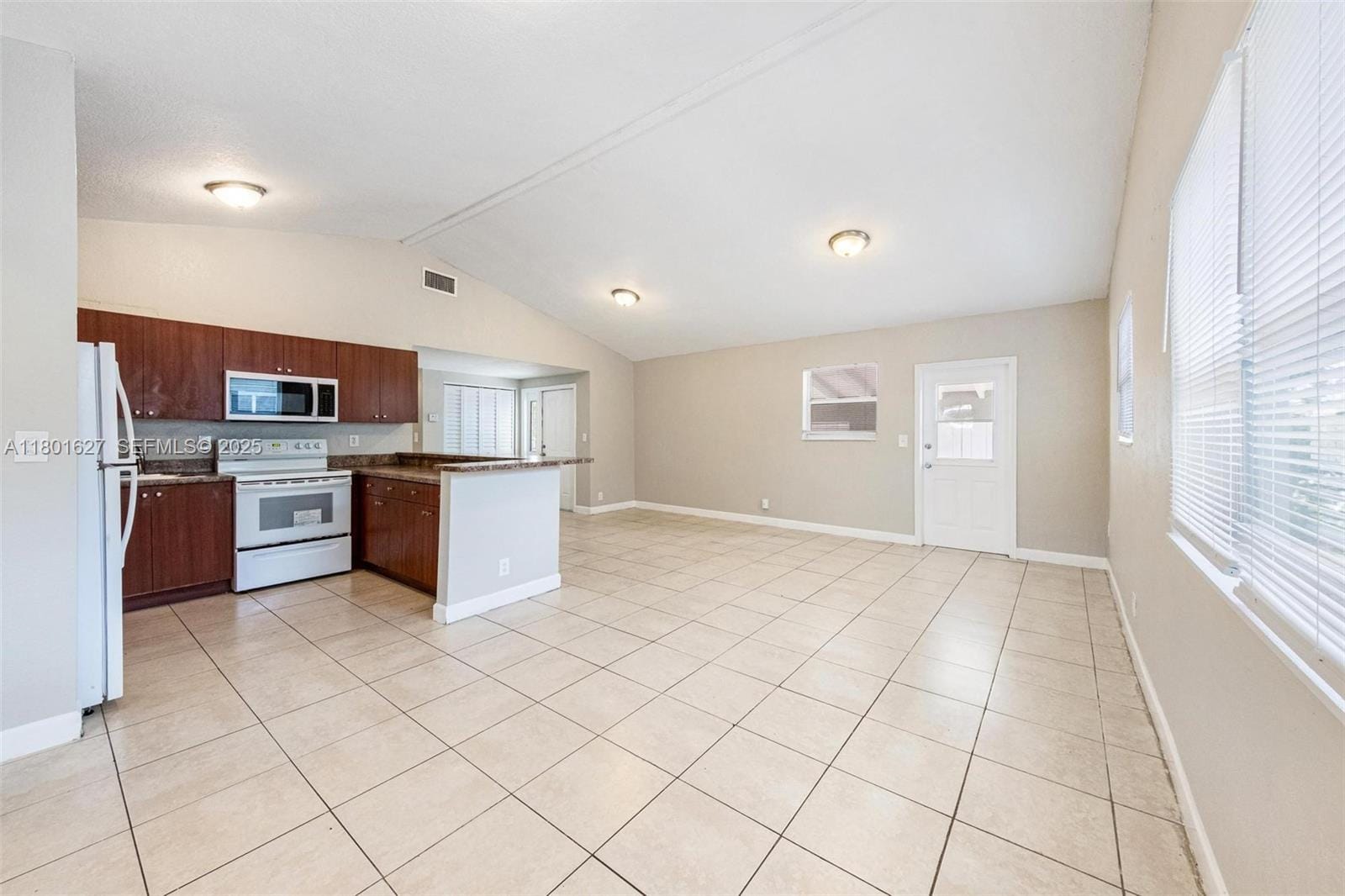 19735 NE 12th Avenue, Miami, FL 33179 photo 9